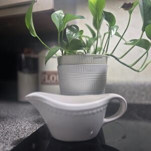 Elegant White Ceramic Gravy Boat